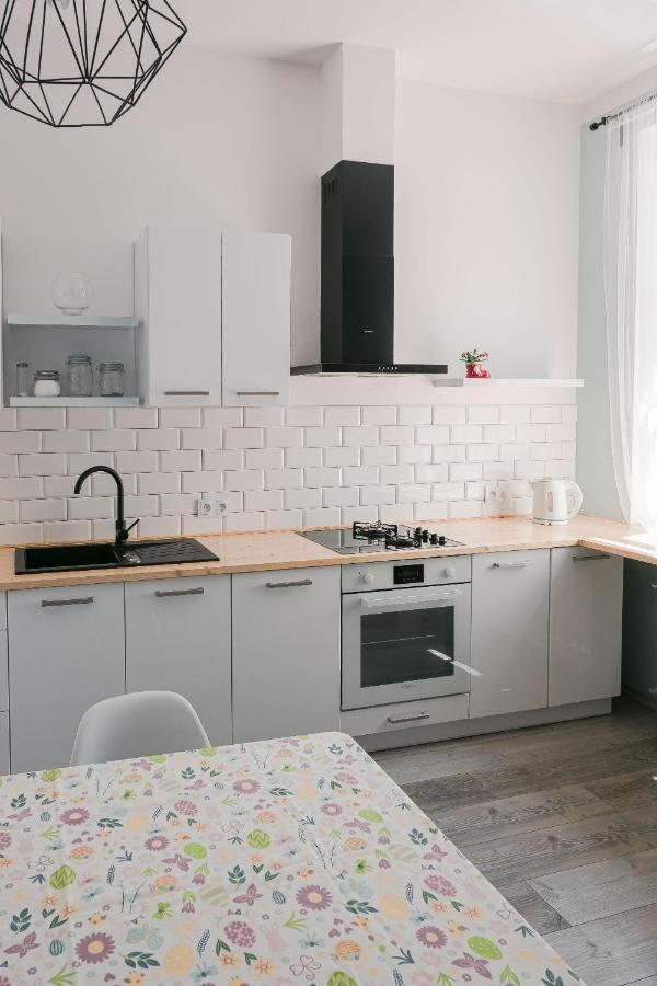 Апартаменты Apartament Mietowy Устшики-Дольне Экстерьер фото